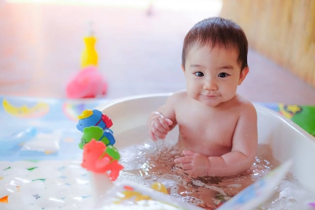5 Best Ways to Use A Baby Bath Thermometer