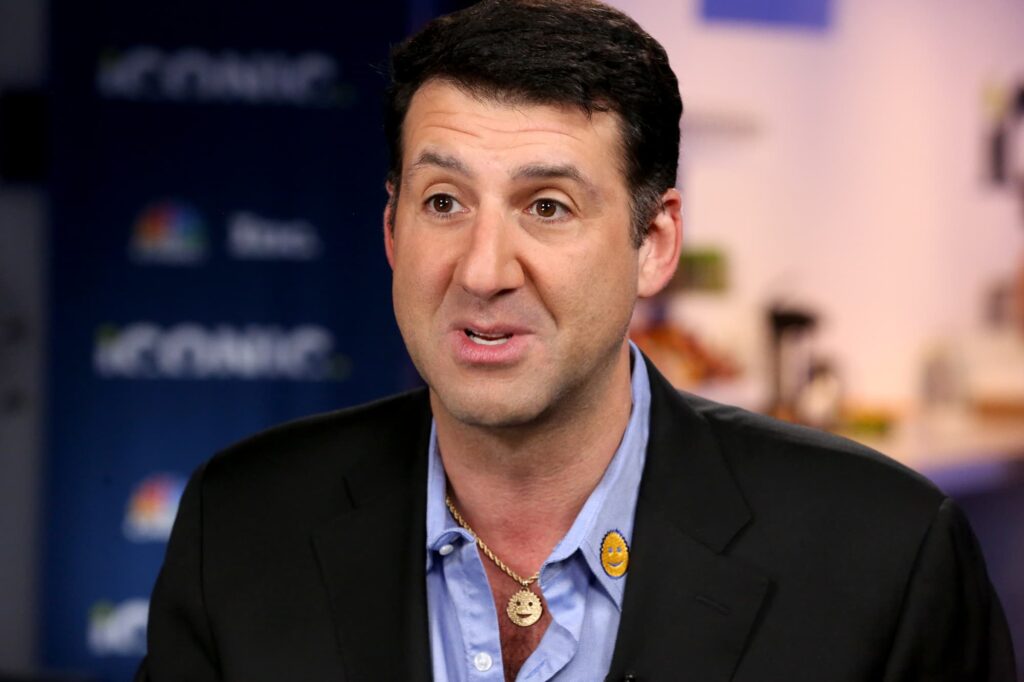 Aaron Krause Net Worth